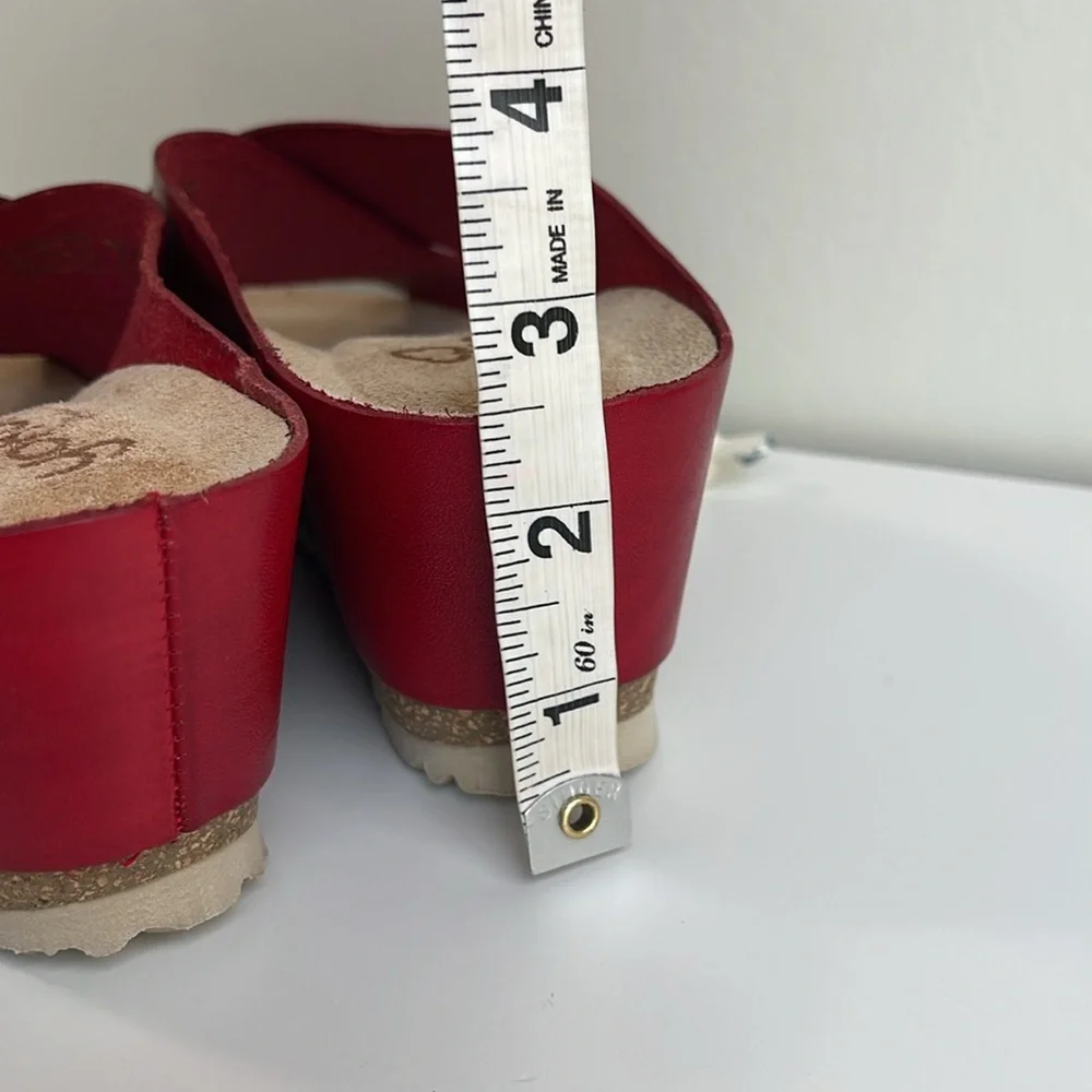 Yokono Mora Red Leather Sandals Size 7.5 🆕